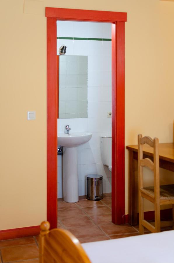 Albergue El Pajar De Ages - Exclusivo Para Peregrinos - Exclusive For Pilgrims Zewnętrze zdjęcie